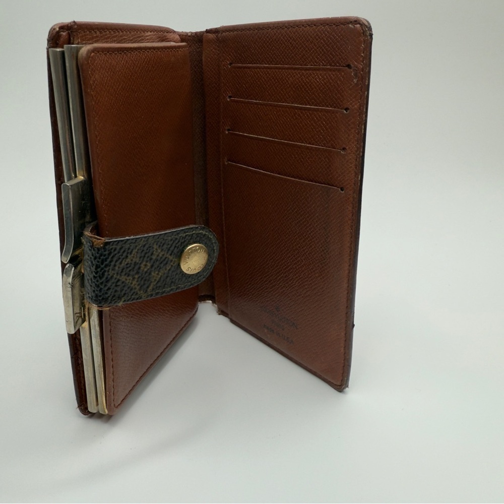 Louis Vuitton Brown Monogram French Purse Wallet Silver | Women’s | Used | - Picture 3 of 16